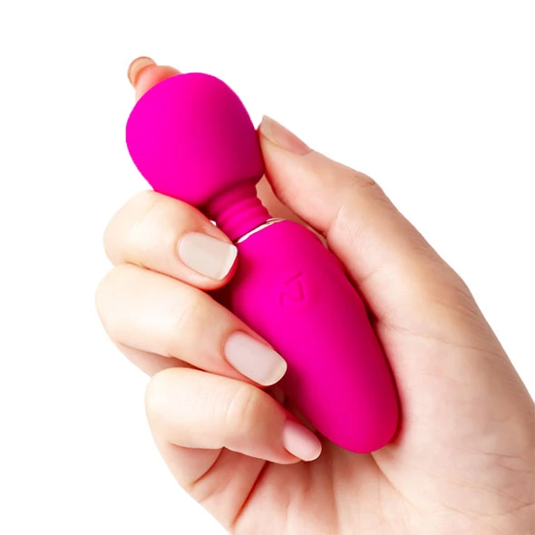 Nomi Tang – Pocket Wand – Hot Pink 7 Nomi Tang – Pocket Wand – Hot Pink - Image 7